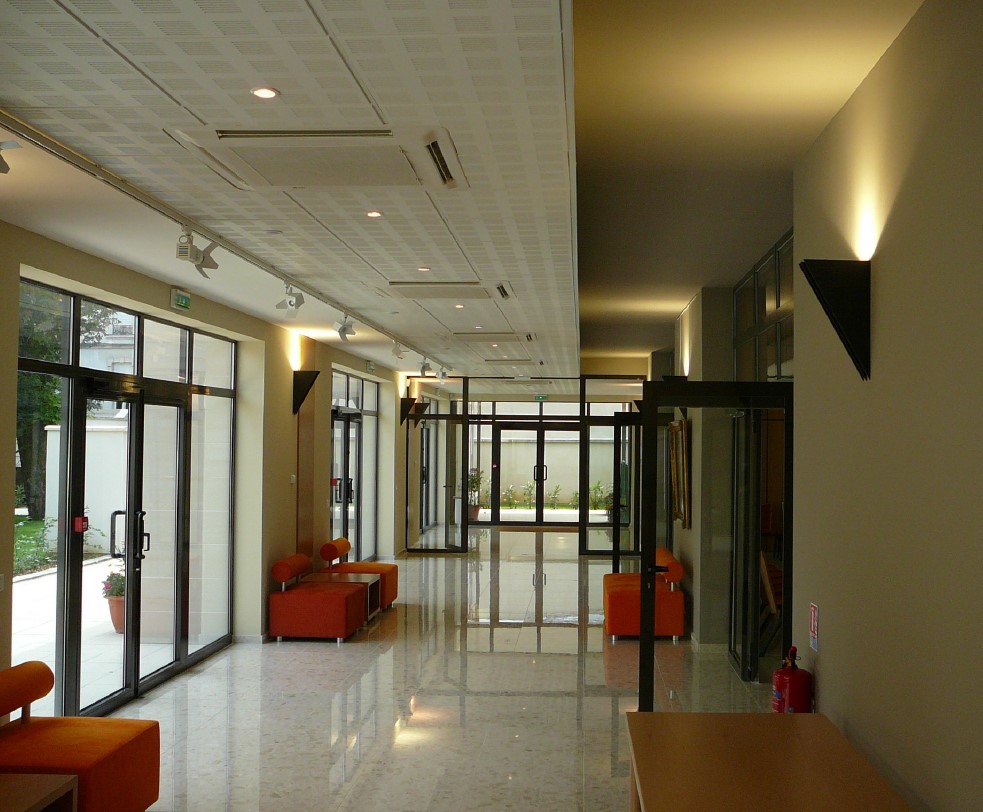 Salle Multifonctionnelle et accueil conseil général Chaumont Conseil Général de la Haute-Marne CD52